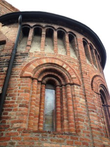 The apse is one of the most important parts of this church, with columns and rich window frames