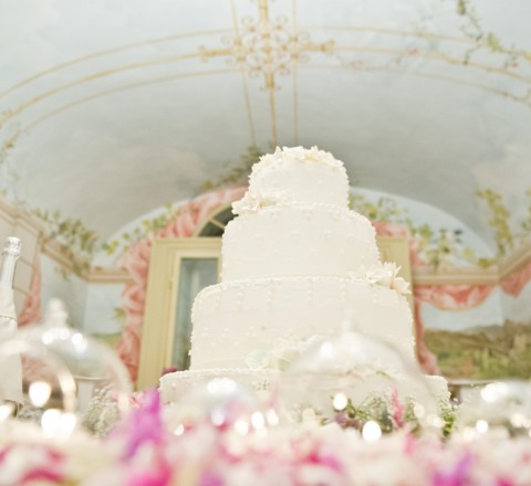 decorazione del tavolo della torta di matrimonio